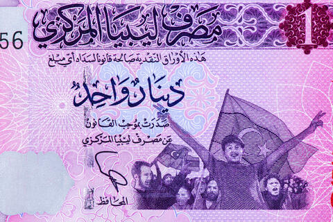 التفاؤل يسيطر على تجار ليبيا بفعل سعر الصرف الجديد  
