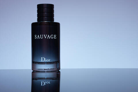 Top 10 Best Long-Lasting Perfumes for Men