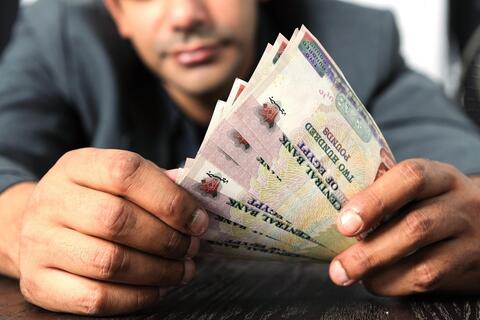 UAE Expats' Remittances Exceed $21 Billion in H1